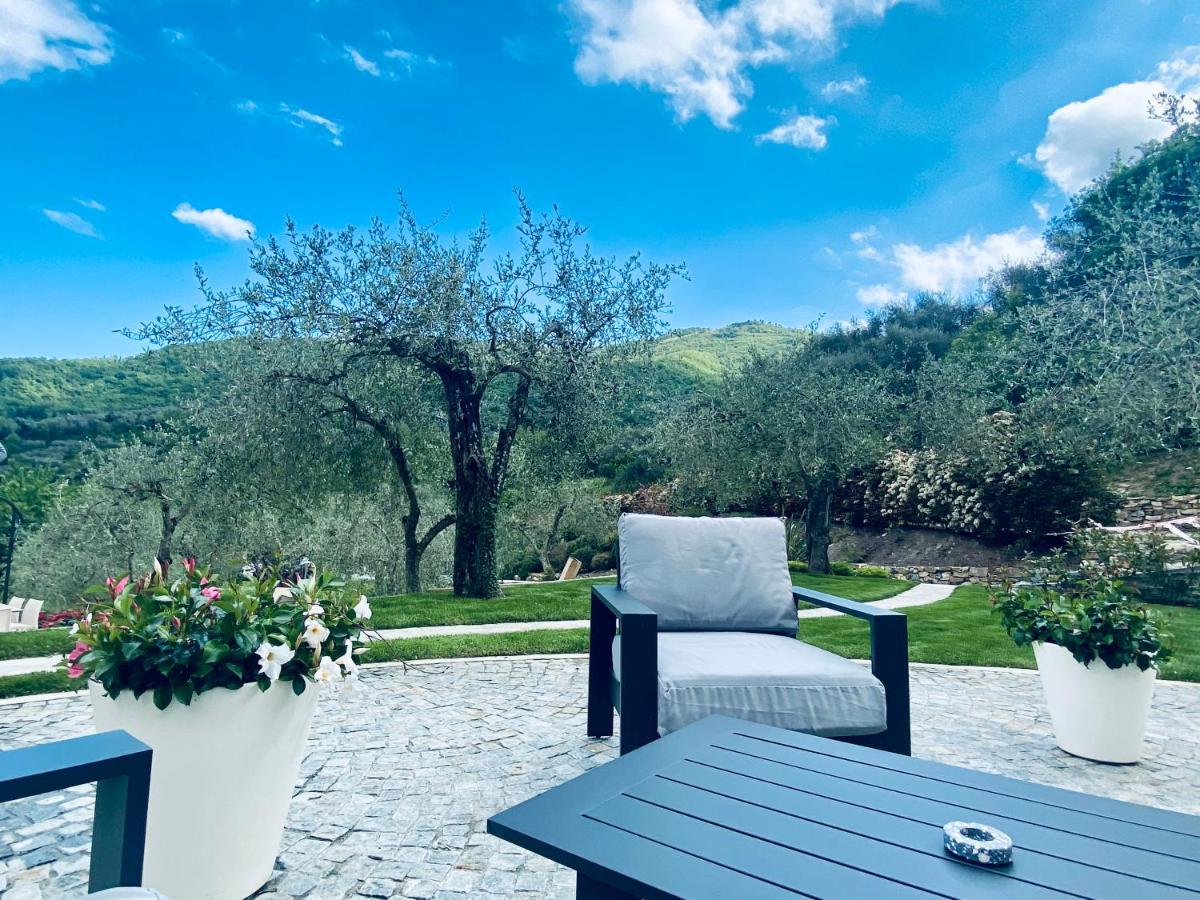 Casa Vacanze Gli Ulivi Borgomaro エクステリア 写真